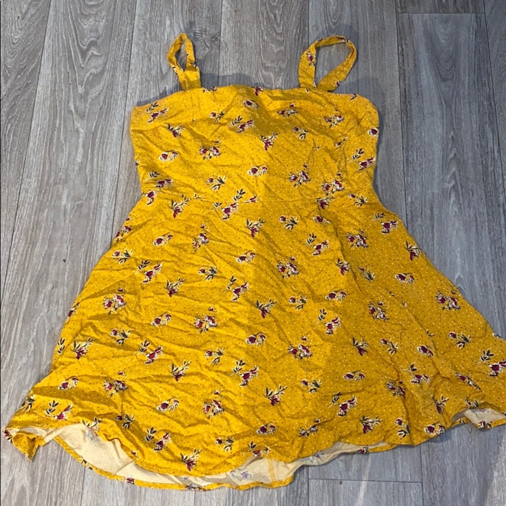 Vintage Style Yellow Dress
